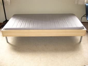 TWIN BEDFRAME $65 1