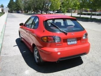 2001 Daewoo Lanos Hatchback Sport 4900 miles $3799 - (stanford) 2