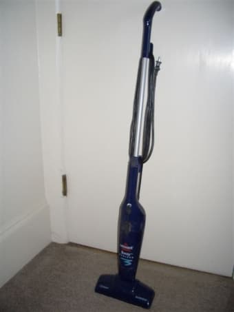 Vacuum cleaner - $10 1