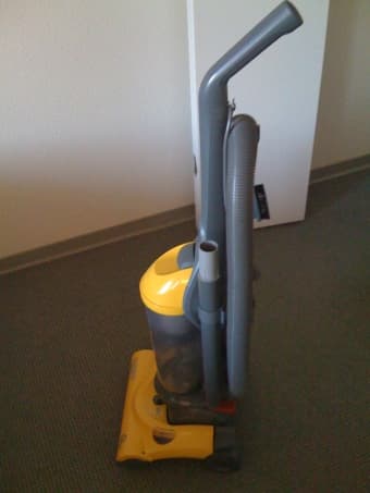 Vacuum Cleaner - only used a couple of times - $30 1