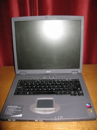 ACER LAPTOP Centrino 1.4GHz,512MB,40GB - $350 2