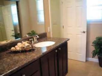 $2245 - 2bd/2ba Luxury Townhouse in Santa Clara 3