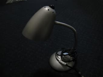 desk lamp $5 1