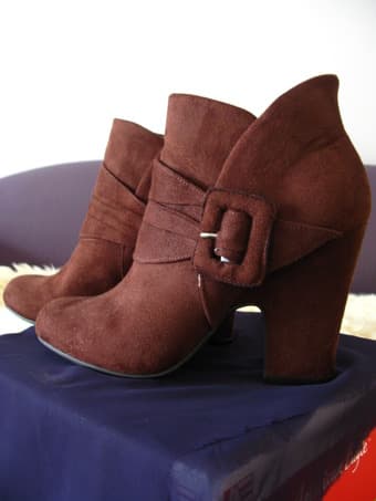 Unworn Supercute American Eagle booties for sale 1