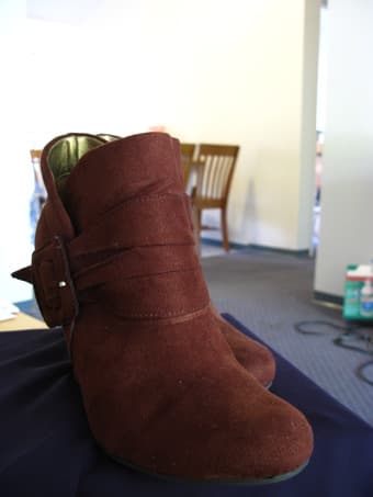 Unworn Supercute American Eagle booties for sale 3