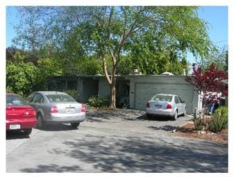 Great Sublet Opportunity in Palo Alto! Mid-June to Mid-September 1