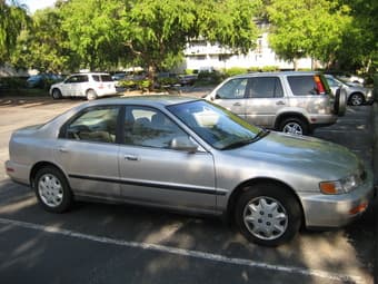 1996 Honda Accord LE, A/T ---$3,000 2