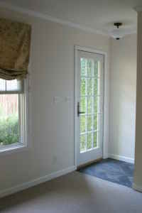 Large Room in N PA w/private Entrance and Bath - $1000 per month 1