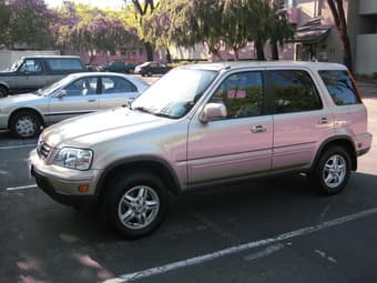 2001 Honda CR-V SE ($9,500) 2