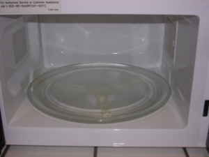 Microwave- Sharp R-209HK - only $38 2