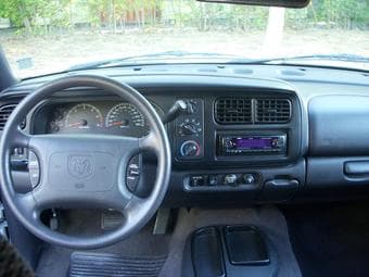 Dodge Durango SLT 2000 V8 - $4,300 3