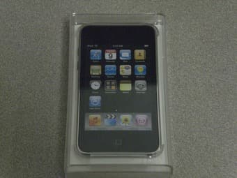 New V3 iPod Touch 8GB $215 OBO 1