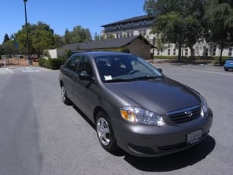 2007 Toyota Corolla - $11,500 Stanford 1