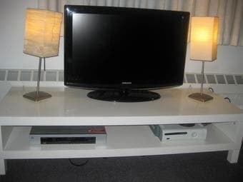 Samsung 32" LCD TV HDMI -- $350 (price reduced) 2