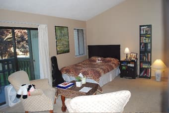 $900 for 1 Bedroom in 3 Bedroom/2.5 Bathroom House in Mount.View 1