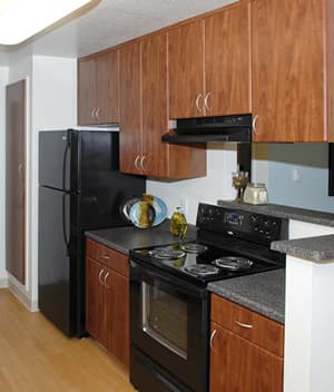 1 Girl & 1 Boy Roommate needed 2