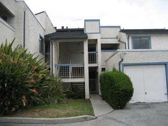 2 BDRM 2 BA Apartment Available Immediately Beautiful Layout 1
