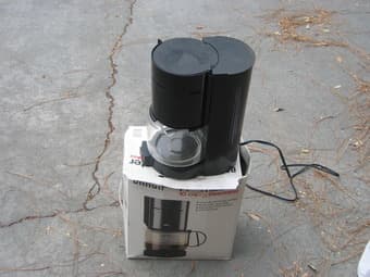 10 cup coffee maker $8 1