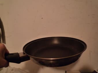pans to sale 2