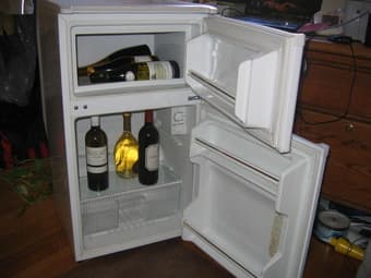 Kemore Compact Refrigerator for sale $100 1