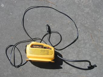 Quick Flow 3-in-1 Air Compressor $14 2