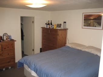 $1400 / 1br with large bonus room (Menlo Park) 1