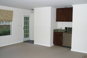 $950 N. Palo Alto Large Room with Private Entrance/Bath 3