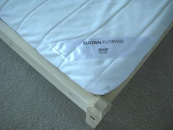 Sales: voltage converter, bookshelf, microwave, queen-size mattress 3