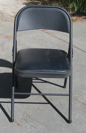 foldable chair - $7 1