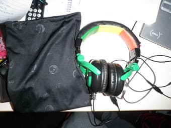 Skullcandy G.I. Stereo Headphones - Rasta Color $40 1