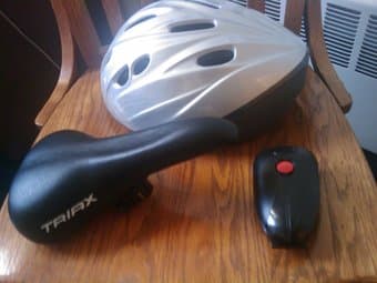 Moving Sale: Table lamp, Fluorescent reading light, Clock, Bike helmet 3
