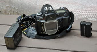 Nikon D70s camera body 2