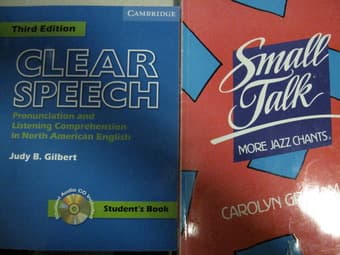 EFSLANG 695A text books: Clear Speech (CD included) and Small Talk 1