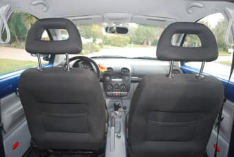1999 VW New Beetle GLS 2.0L - LOW MILEAGE - $4,195 3