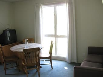 SUMMER SUBLET: RAINS HOUSES (1BR) 2