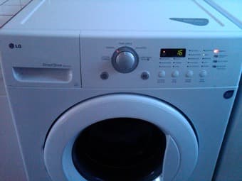 Near-new LG Energy Star Washing Machine and Dryer for Sale 2