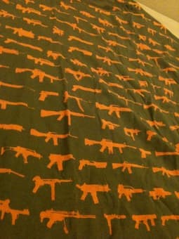 RogueStatus "gun show T" peas & carrots edition *RARE* 2
