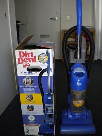 Dirt Devil Vibe Quick Vac Bagless vacuum cleaner for sale 2