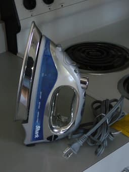 Brand new flat iron 1