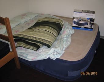 Bath mat set, comforter + sheets set 2
