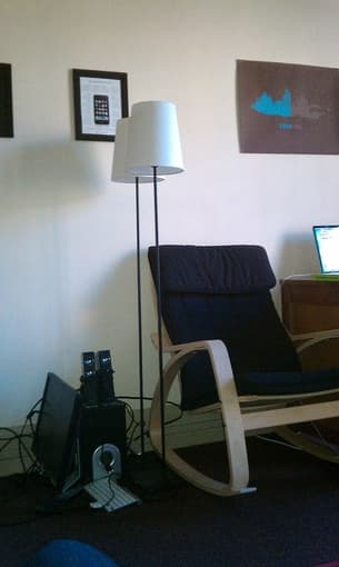 22" Monitor (Dell E228WFPc), Bluetooth Apple Keyboard, Speakers 1