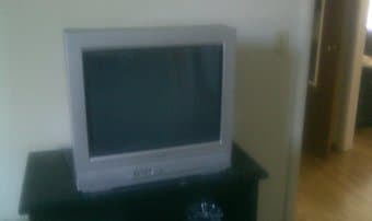20" Flat Screen TV 1