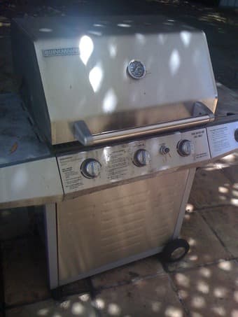 House full of household items for sale - all must go 3