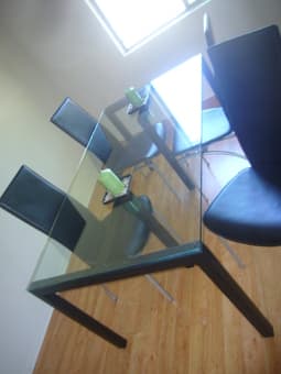 Selling beautiful and chic glass table + 4 leather chairs - 400$ 1