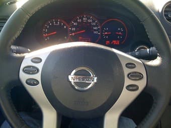 NiSSAN ALTIMA 2007 for SALE ( STILL UNDER WARRANTY) 1