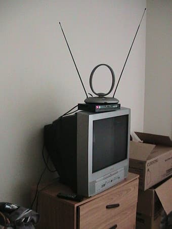 TV-dvd combo + TV Converter + Antenna ($80) 3