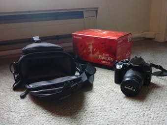 Complete dSLR kit w/ lens, bag, memory cards, extra battery, etc. $450 1