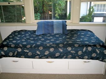 White Single Bed with 3 Drawers + mattress(pictures attached) - $50 2