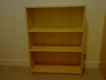 bookshelf in great condition 1