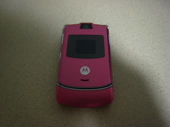 $30 Motorola V3 Razor Cell Phone, Pink AT&T 1